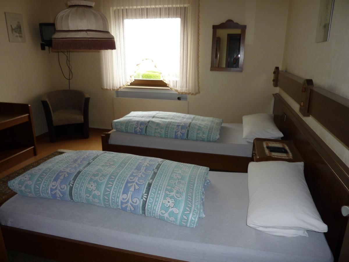 Gast- Und Gastehaus Simon Hotel Greifenstein Стая снимка